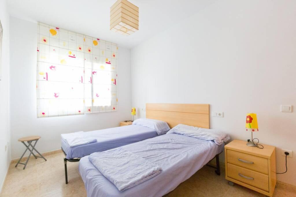 La Rapita - Apartamento De Dos Dormitorios Con Piscina Comunitaria Alcanar Kültér fotó