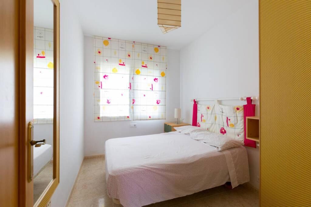 La Rapita - Apartamento De Dos Dormitorios Con Piscina Comunitaria Alcanar Kültér fotó